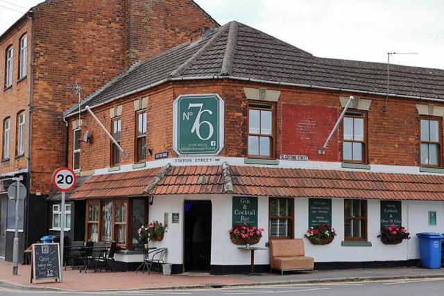 1 & 2 Bed Apartments - Desborough, Kettering, Cosy, Parking, Family, Wifi Luaran gambar