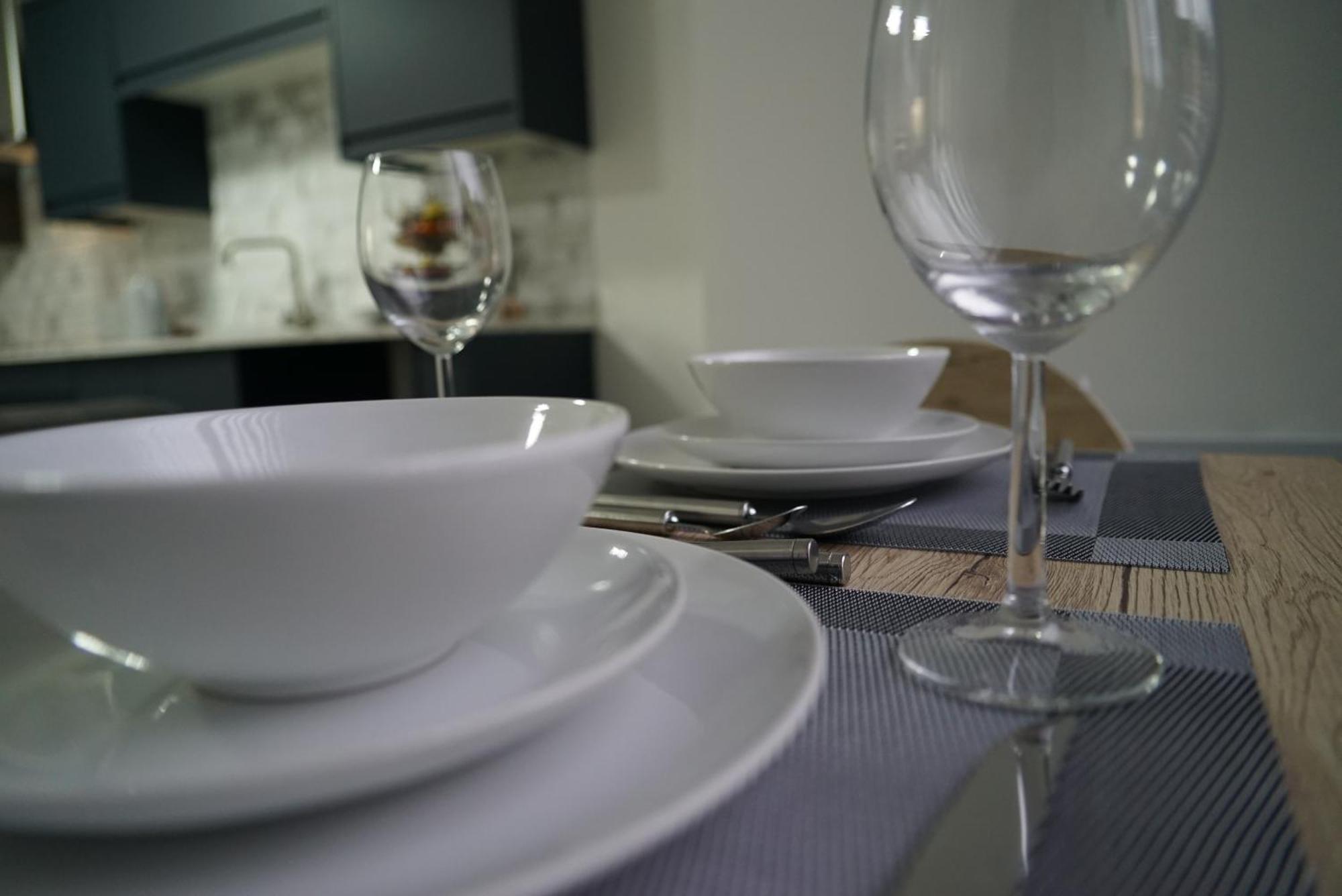 1 & 2 Bed Apartments - Desborough, Kettering, Cosy, Parking, Family, Wifi Luaran gambar